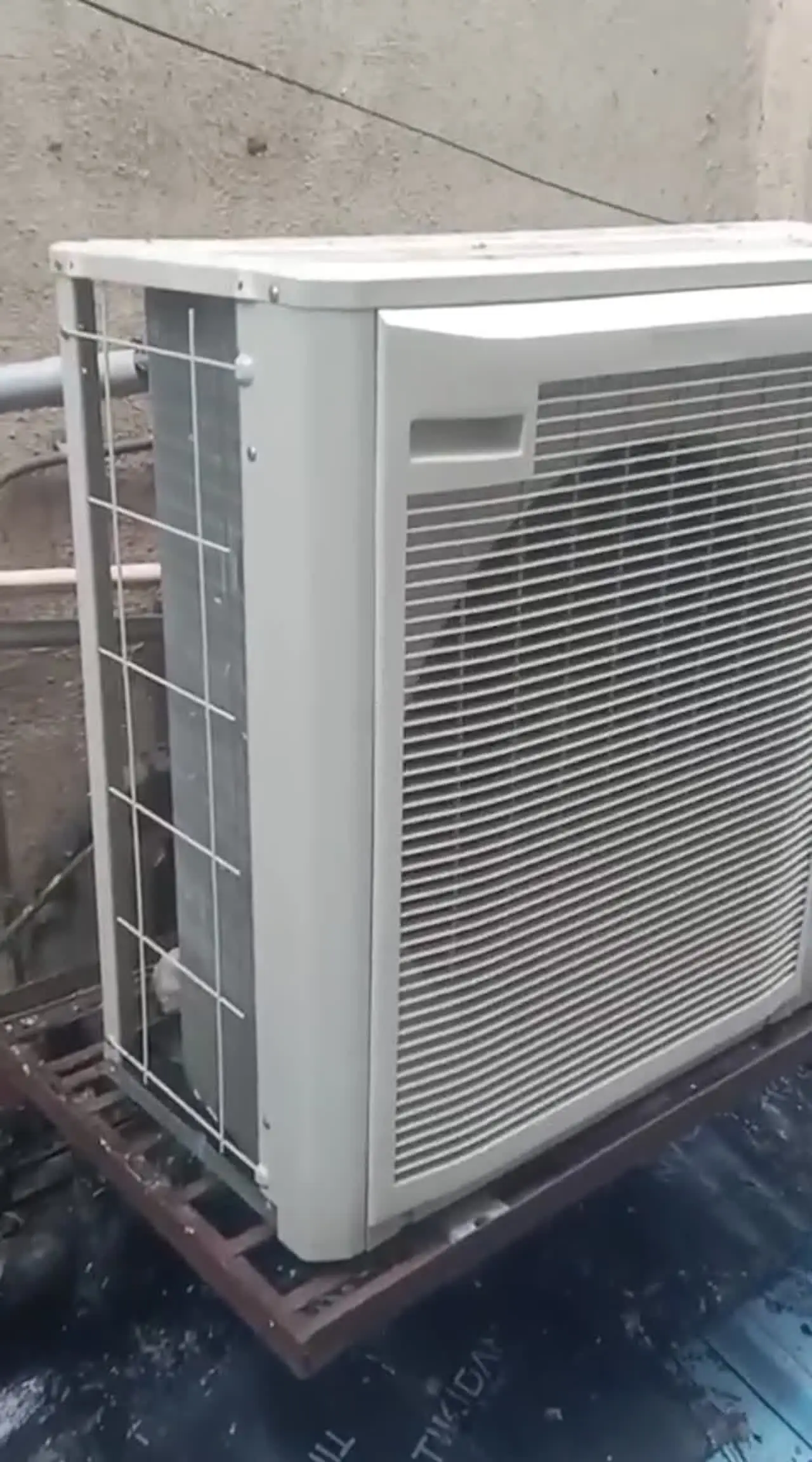 Play video: finished outdoor condenser unit installation